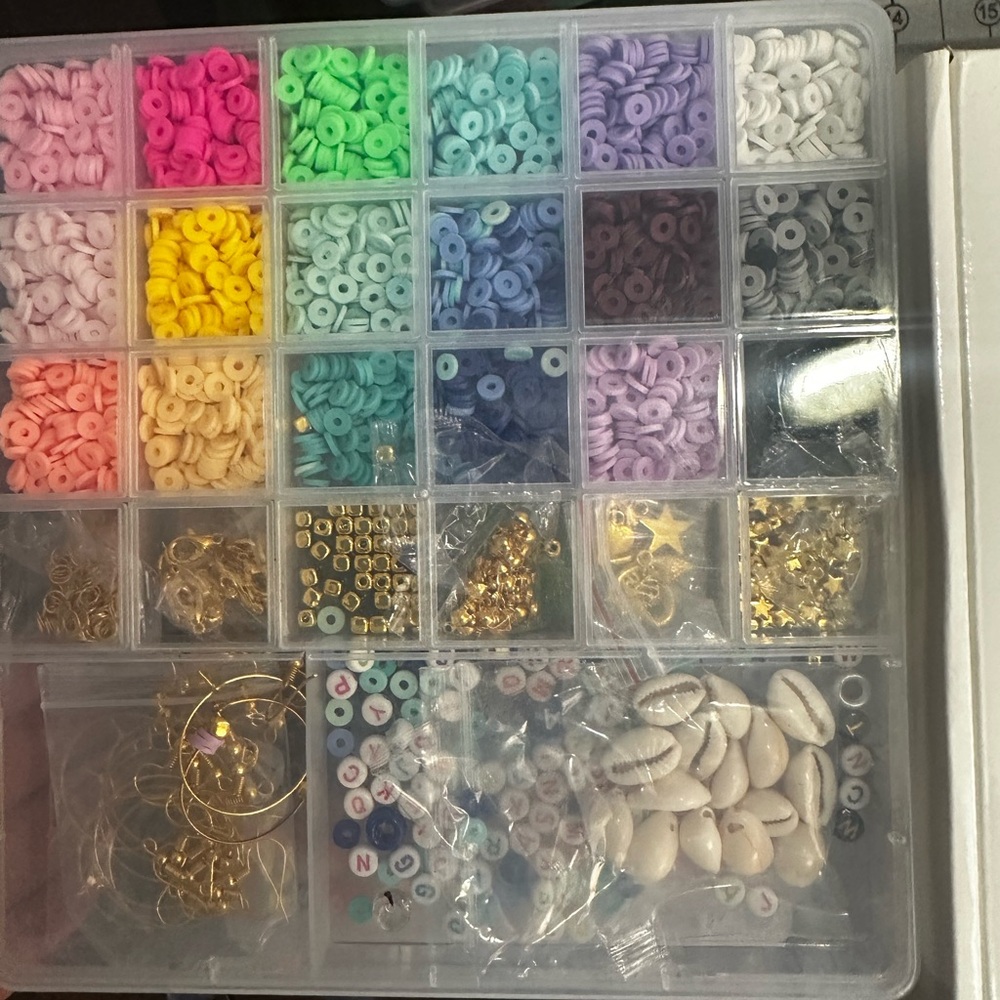 Craft bracelet making - clay, letters, charms - 17 assorted boxes NWOT/USED - Picture 8 of 15